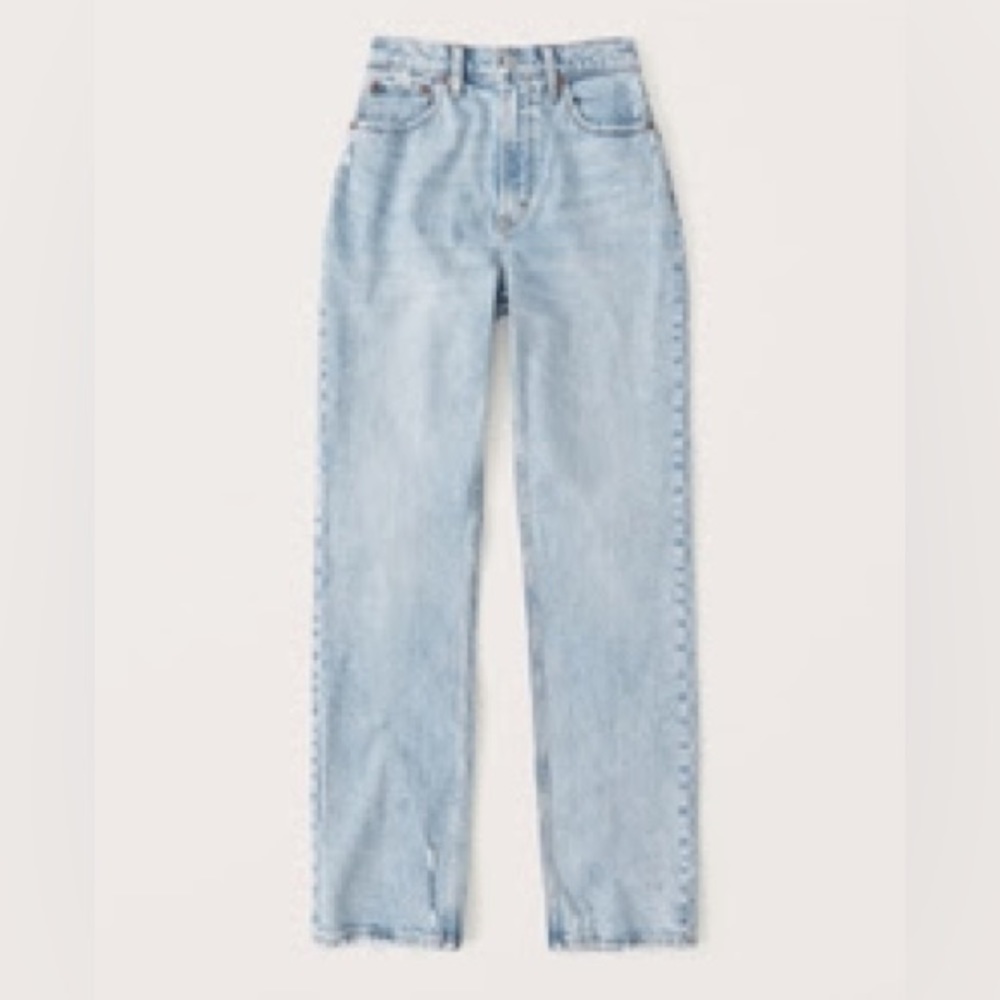 Abercrombie & Fitch Curve Love 90s Ultra High Rise Straight Jeans, light wash